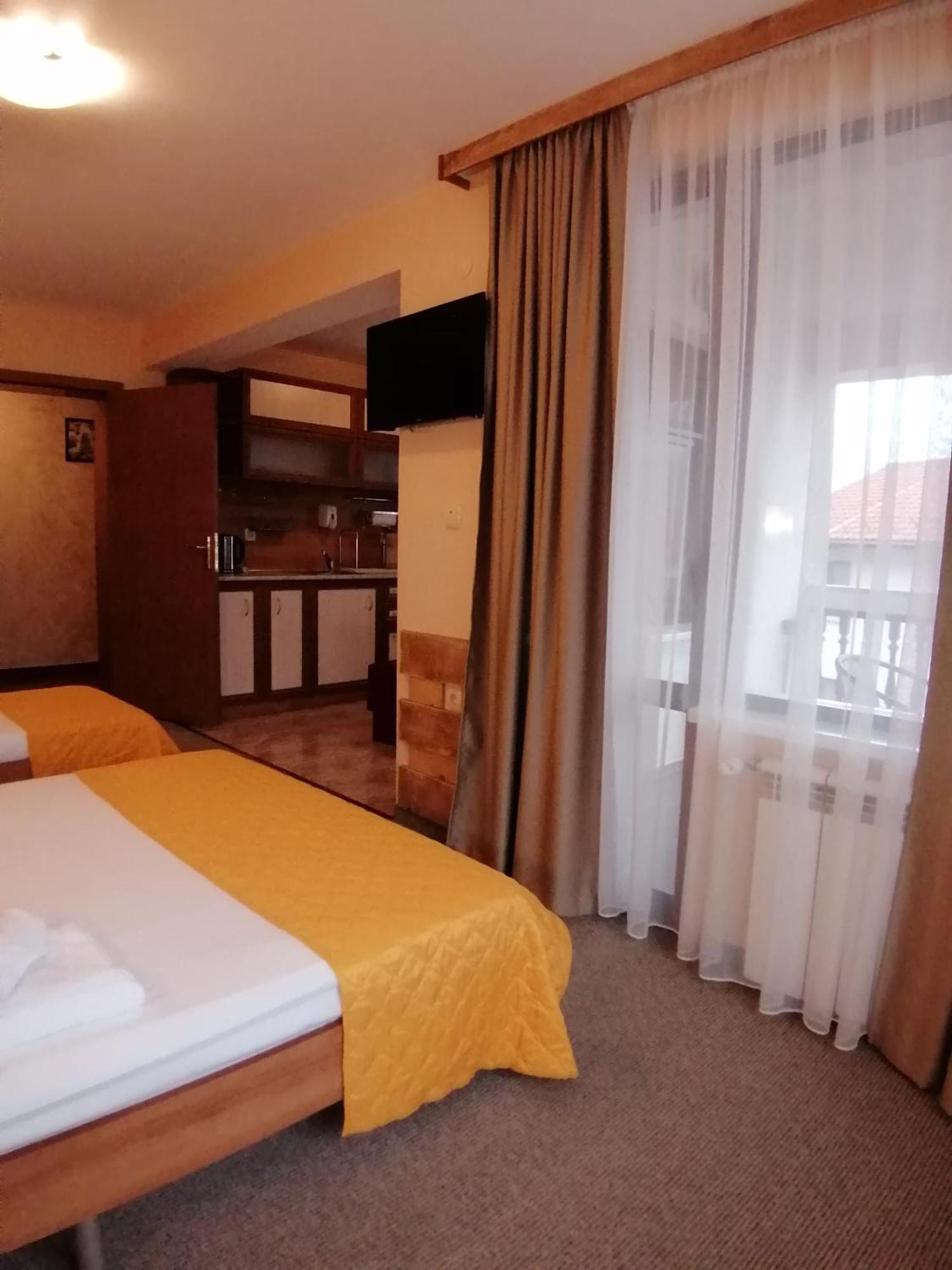 Boutique Guest House Ikonomov Bansko Ngoại thất bức ảnh