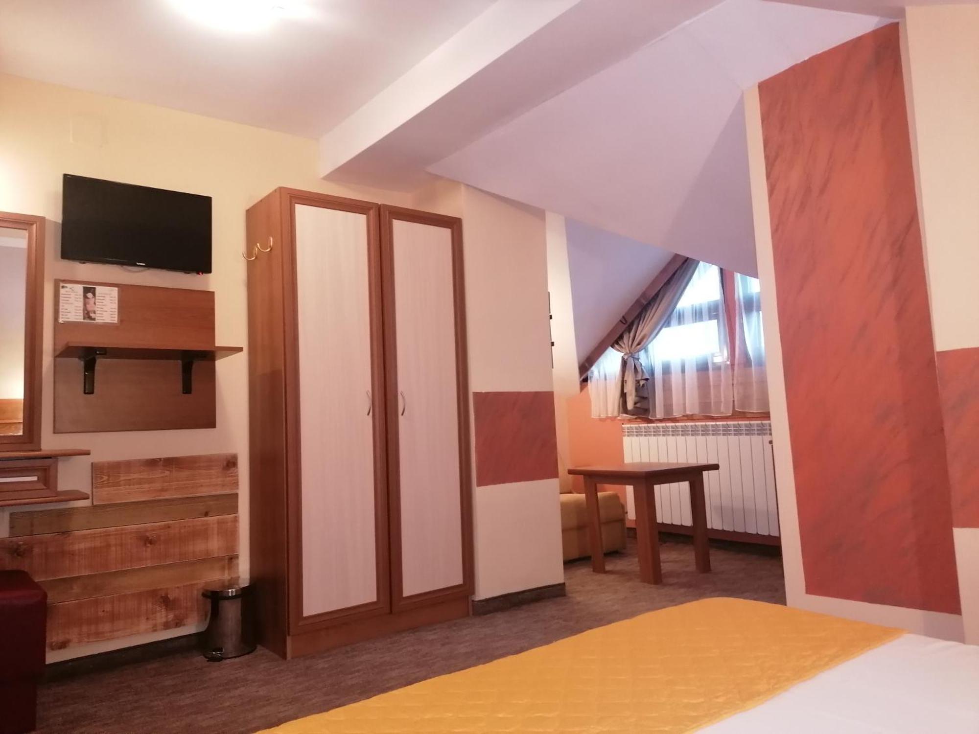 Boutique Guest House Ikonomov Bansko Ngoại thất bức ảnh
